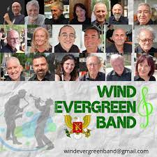 La Evergreen Wind Band, galleria dei volti dei musicisti con scritta nome gruppo